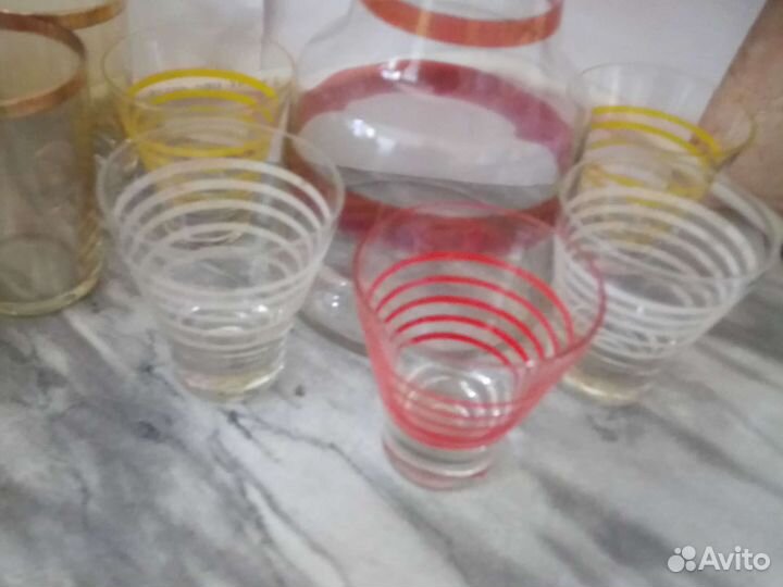 Штофы и графины СССР со стопками и рюмками