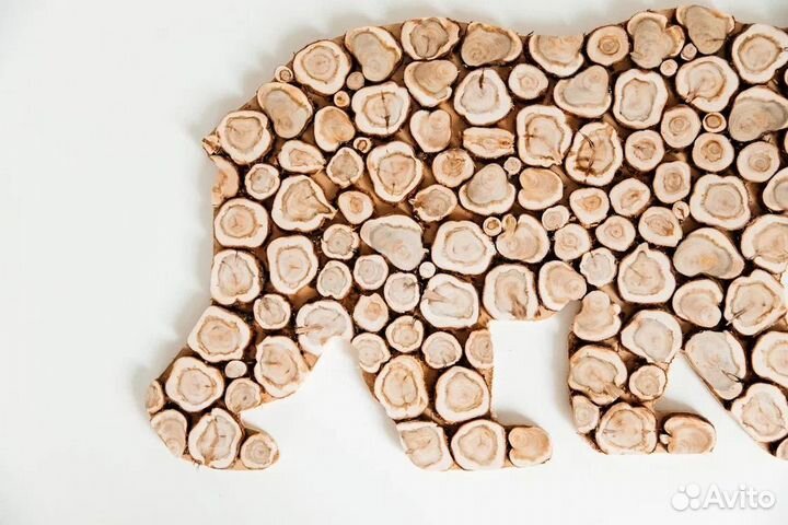 Панно из можжевельника