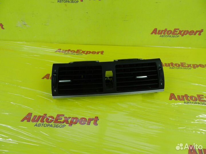 Дефлектор воздушный центральный BMW X5 E70