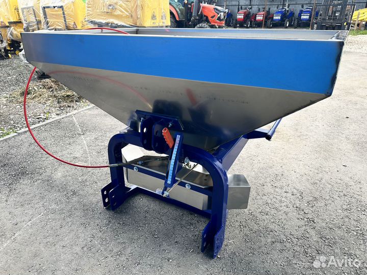 Разбрасыватель удобрений СКАУТ 2FX-600, 2023