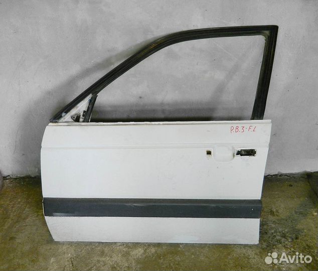 Дверь передняя левая VW Passat B3
