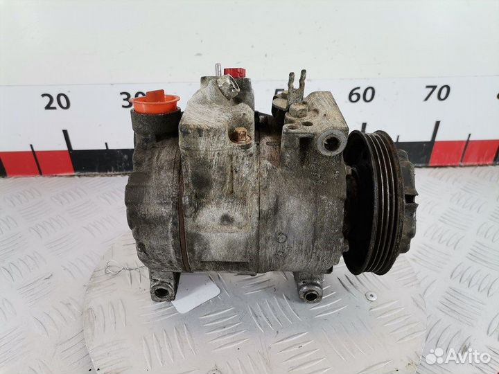 Компрессор кондиционера для Audi A6 C5 4B0260805J