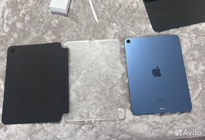 Apple iPad air 2022 10.9 wifi 64Gb +клавиатура