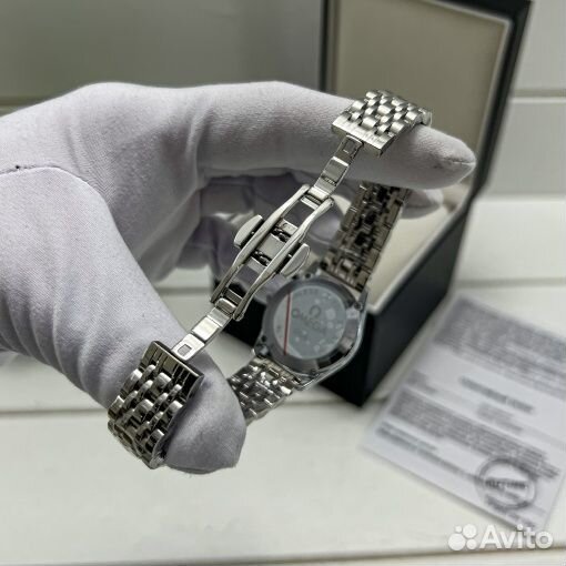 Женские часы Omega