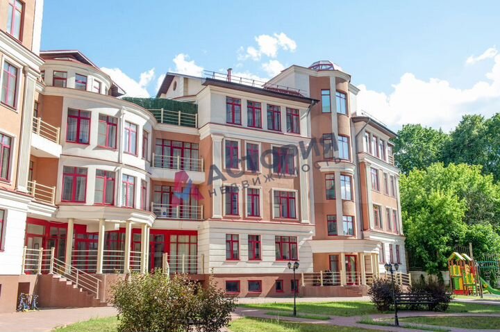 3-к. квартира, 140 м², 6/9 эт.