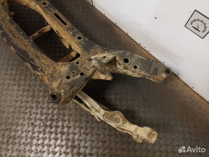Балка задняя для Nissan Qashqai J10