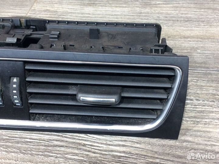 Дефлектор центральный Audi A4 A5