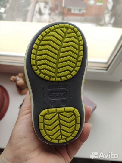 Резиновые сапоги crocs