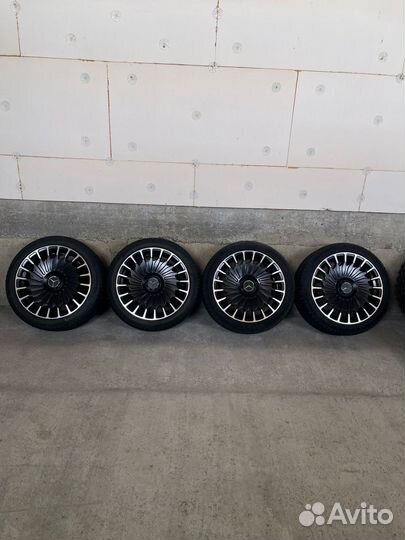 R18 Autobacs Ice Esporte 245/40, PCD 5x112 DIA 16