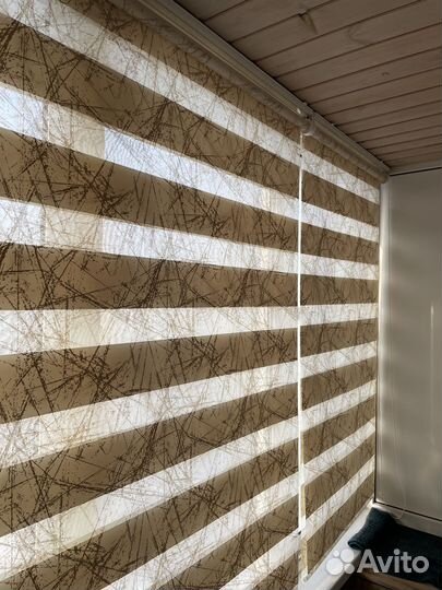 Рулонные шторы зебра