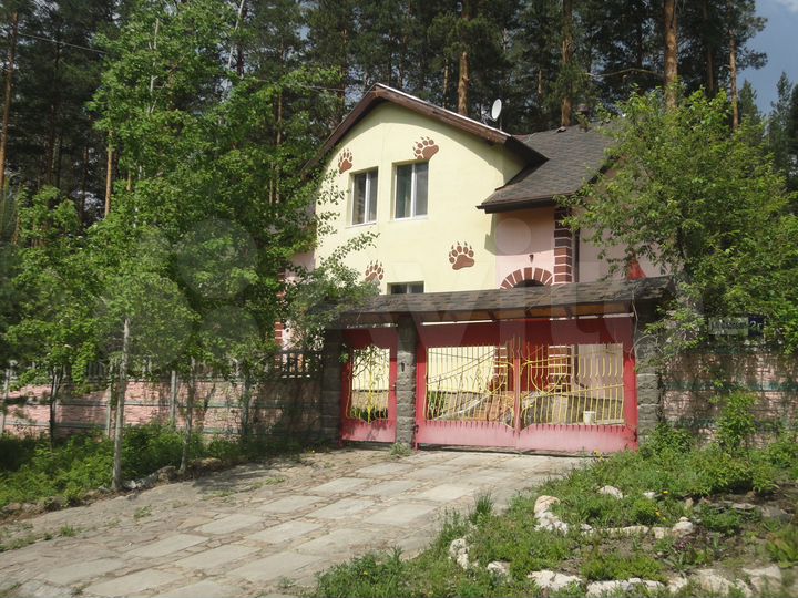 Коттедж 160 м² на участке 19 сот.