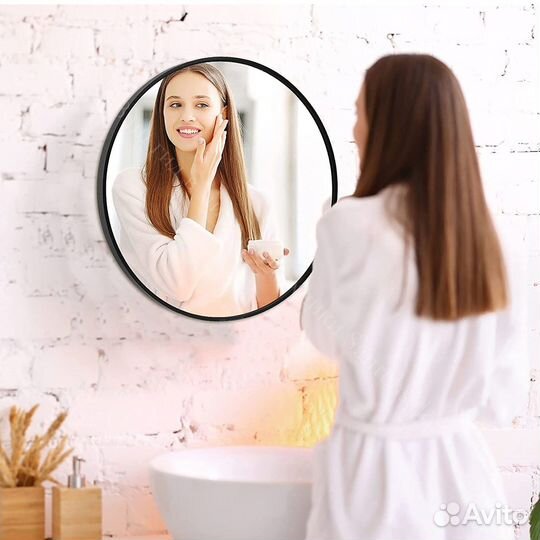 Круглое зеркало в черной раме Soleil