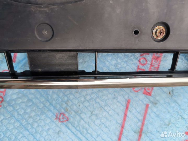 Решетка радиатора тойота камри v55