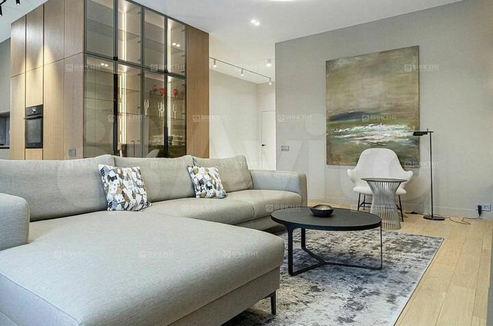 2-к. квартира, 65 м², 8/16 эт.