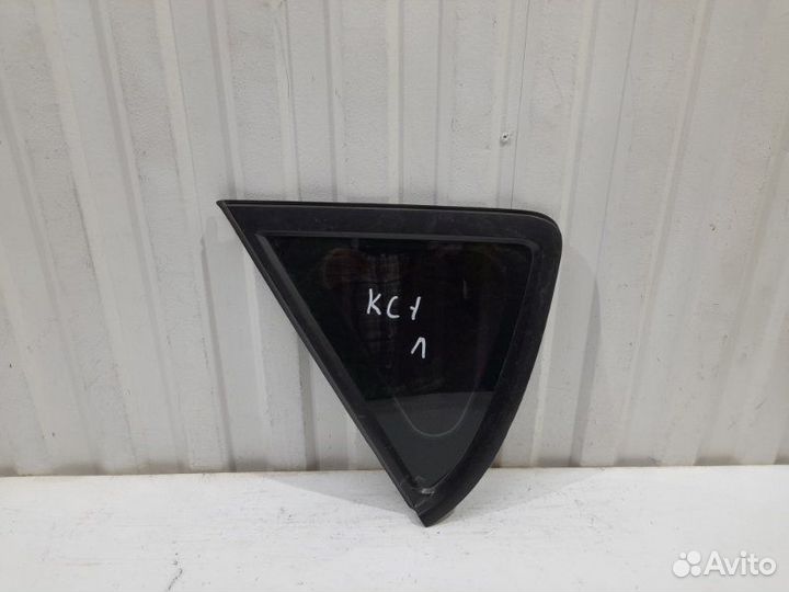 Стекло кузовное глухое левое Kia Ceed ED