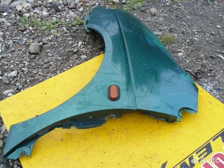 Крыло переднее для Renault Scenic 1