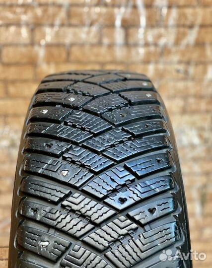 Goodyear Ultragrip Ice Arctic 185/65 R15