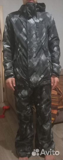 Горнолыжный костюм burton