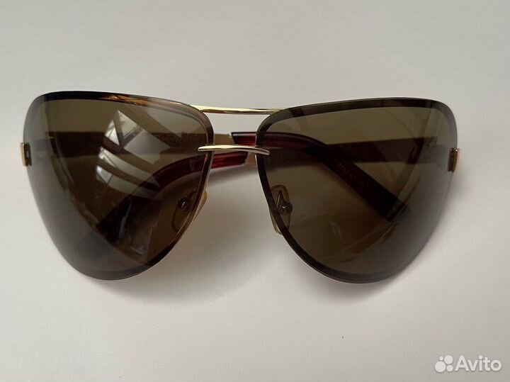 Солнцезащитные очки