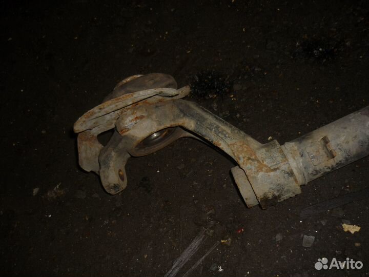 Стойка передняя левая Дэу Нексия