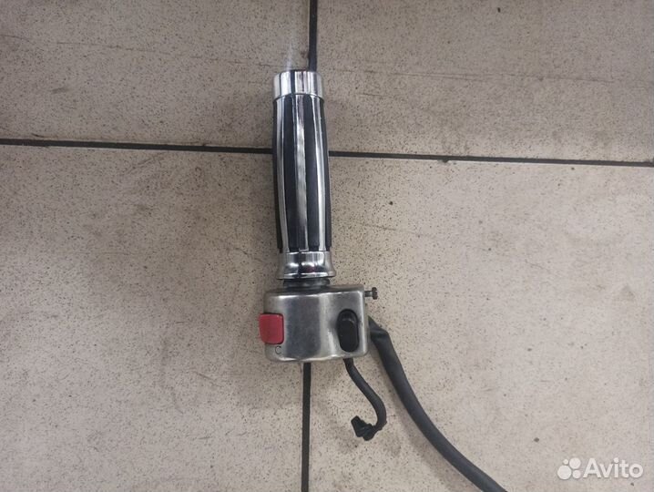 Правый пульт руля Kawasaki Vulcan VN 1500 FI Nomad