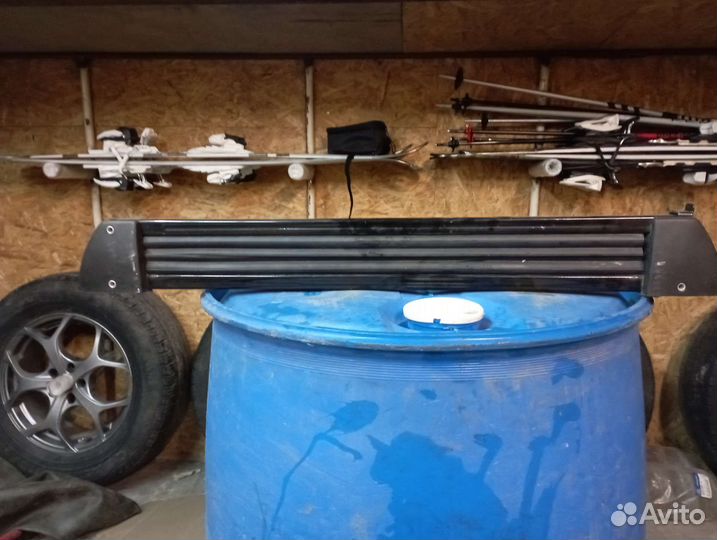 Крепление для лыж и сноуборда на крышу