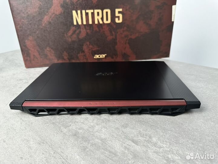 Ноутбук Acer Nitro 5 i5 8gn RAM 16gb GeForce1050
