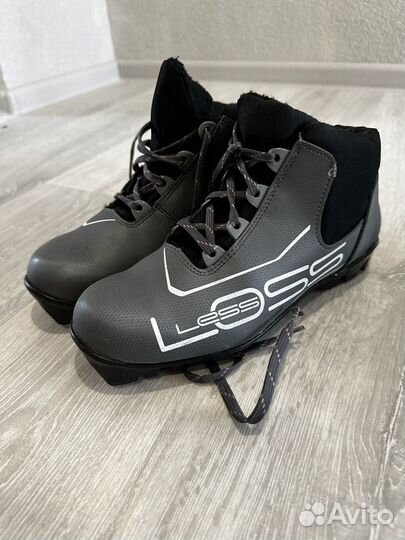 Лыжные ботинки 37 - 38