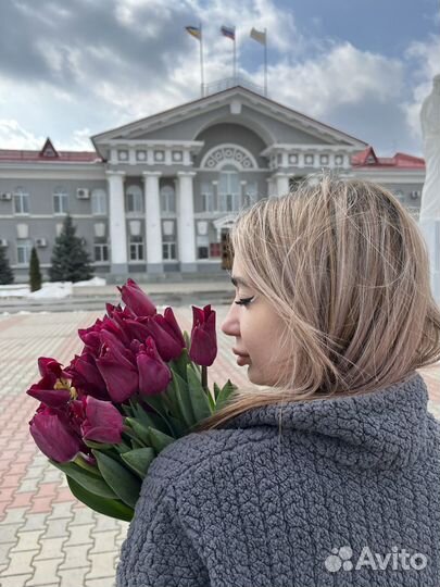 Тюльпаны на 8 марта