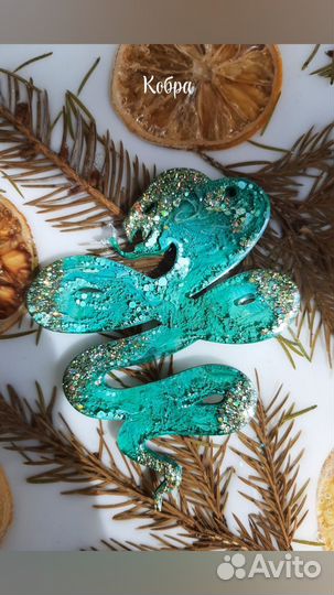 Елочные игрушки из эпоксидной смолы