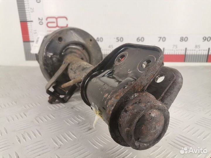 Стойка для Opel Omega B