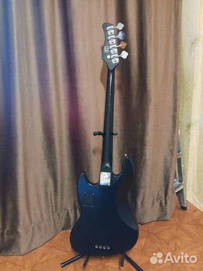 Бас-гитара Sure Marcus Miller v. 3