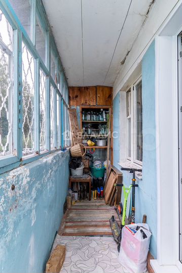 4-к. квартира, 74 м², 1/9 эт.