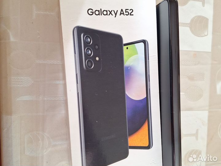 Samsung Galaxy A52, 8/256 ГБ