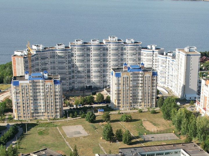 3-к. квартира, 76 м², 2/10 эт.