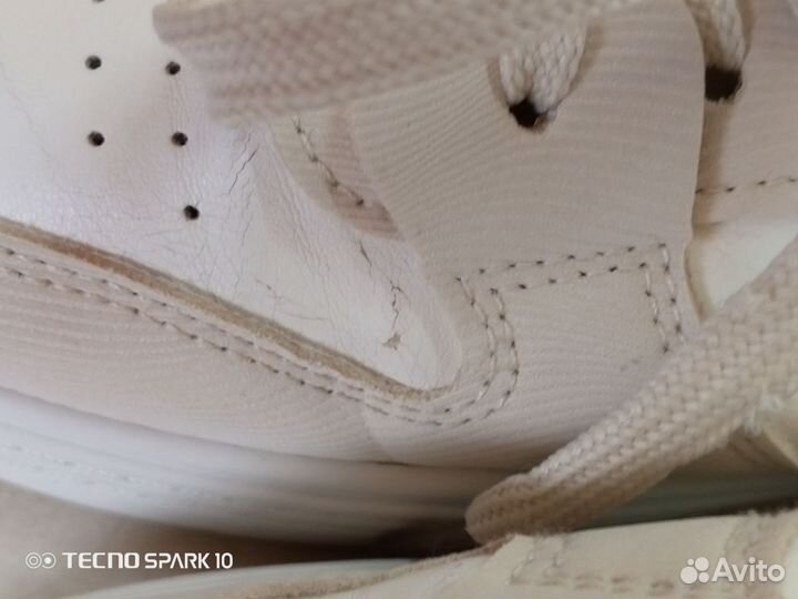 Кроссовки женские размер 40