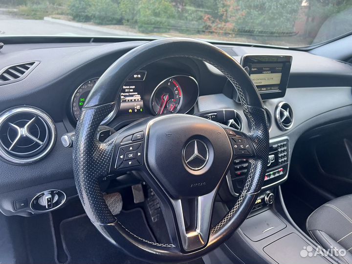 Mercedes-Benz GLA-класс 1.6 AMT, 2015, 96 000 км