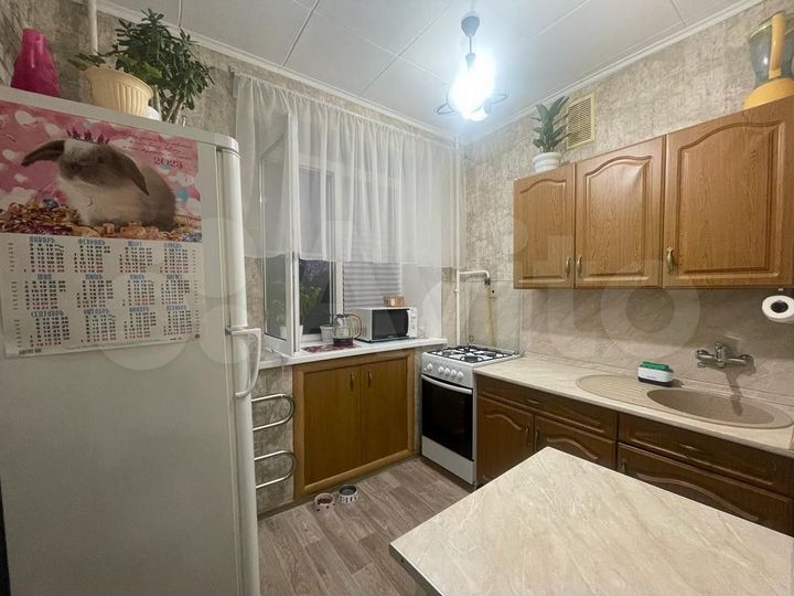 2-к. квартира, 40 м², 4/9 эт.