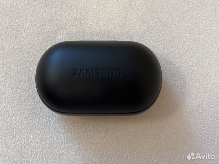 Беспроводные наушники Samsung Gear IconX