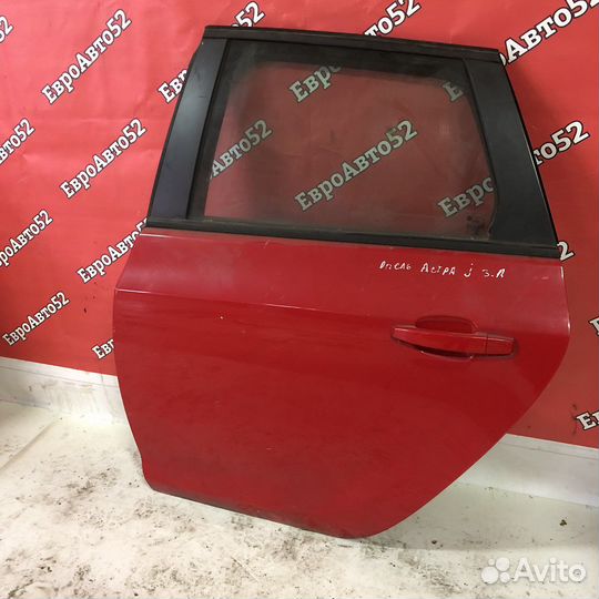 Задняя левая дверь Opel Astra J