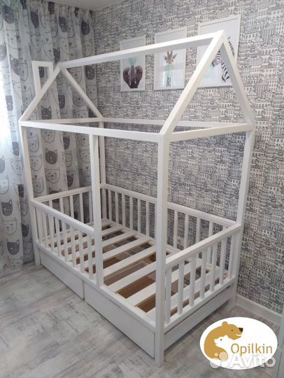 Кровать Домик