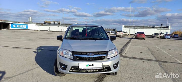 LADA Granta 1.6 МТ, 2014, 64 287 км