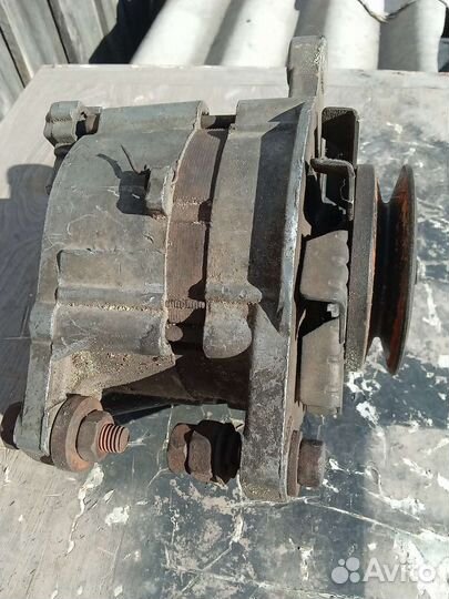 Генератор для автомобиля Москвич