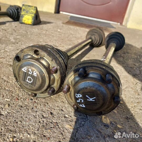 Полуось бмв 7 е38 2.8i