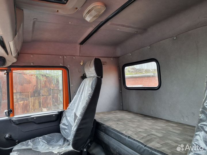 КАМАЗ 43118, 2011