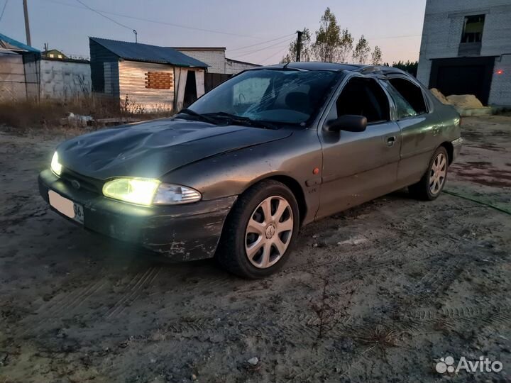 Ford mondeo 1