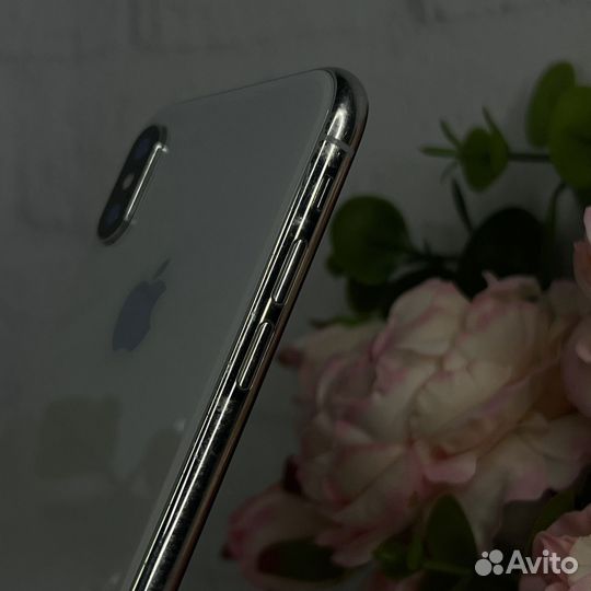iPhone X 64гб Прикольный :)