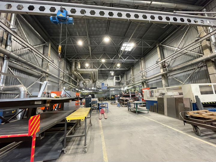 Склад/производство 2000 м2, кран балки