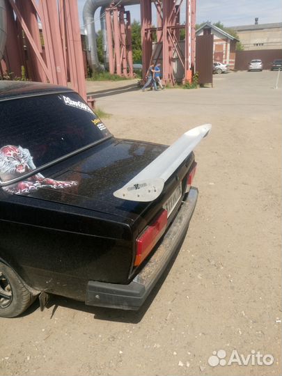 Продам сполер
