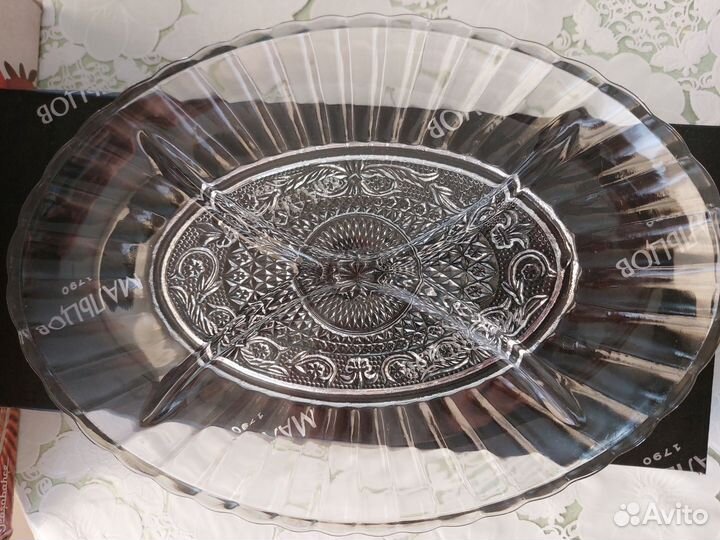 Манежницы, селедочница